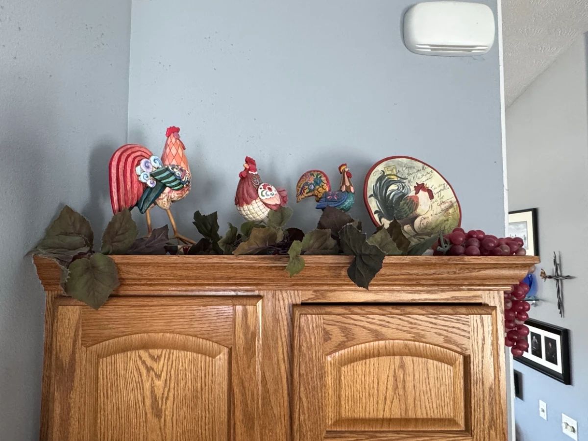 Rooster Decorative Set