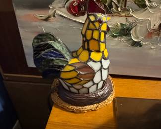 TiffanyStyle Stained Glass Rooster Lamp