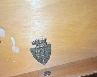 Maddox Colonial Reproductions Dresser