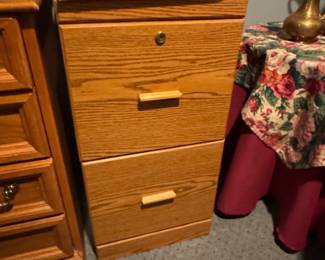 Oak Drawer File Cabinet with Lock