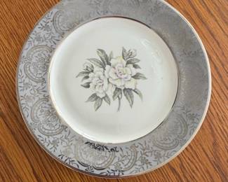 Noritake Golden Pine Pattern China Plate