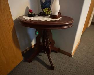 Vintage Cherry Pie Crust Pedestal Accent Table