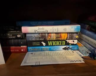 Assorted Bestselling Fiction Books