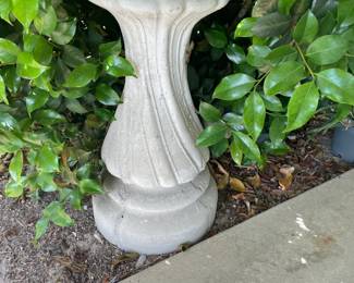 3 ft high pedestal for cement table