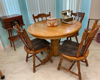 Table & 4 chairs