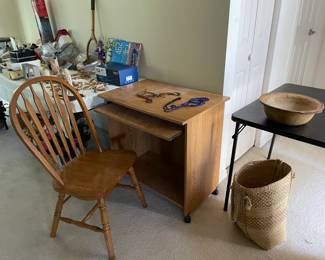Small computer desk & chair