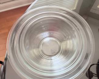 VTG Nesting Pyrex Mixing Bowls