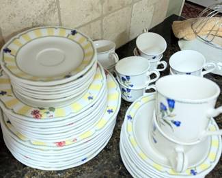 Pottery by Noritake