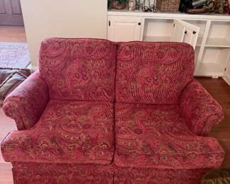 Pristine Broyhill Love Seat