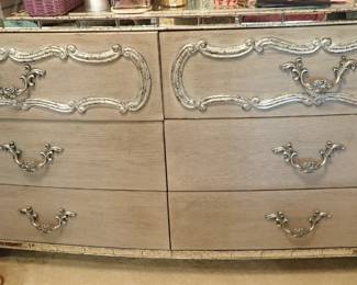 6 DRAWERED GREY / MIRRORED BUREAU