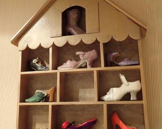 MINI SHOES - SHELF