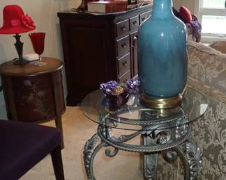 IRON & GLASS ROUND SIDE TABLE - BLUE POTTERY LAMP