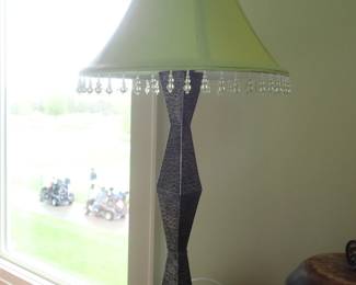 LAMP GREEN SHADE W/HANGING BEADS