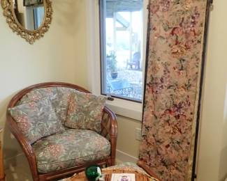 FABRIC ROOM DIVIDER - GOLD MIRROR