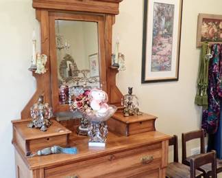 VINTAGEEASTLAKE WALNUT DRESSER W/MIRROR