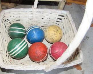 VTG wooden game balls