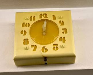 MCM Modern clock