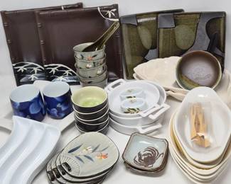 Assortment of Ceramic & Pottery Servingware