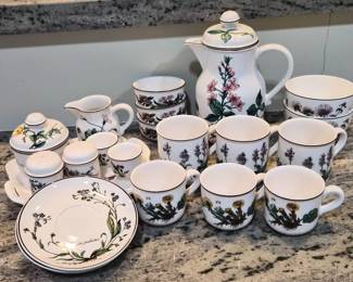 Villeroy & Boch “Botanica” Tea Set & Extras