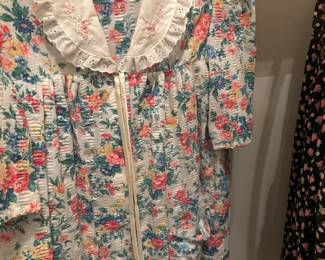 Hampden House Floral Quilted Robe