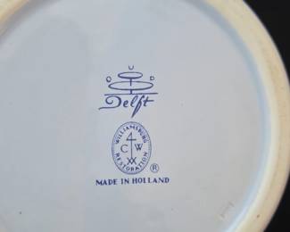 Delft Blue Williamburg Restoration Pitcher second image