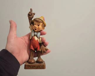Vintage Walt Disney Productions Pinocchio Figurine  Walt Disney Products Chicago third image