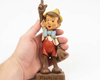 Walt Disney Productions Pinocchio Figurine third image