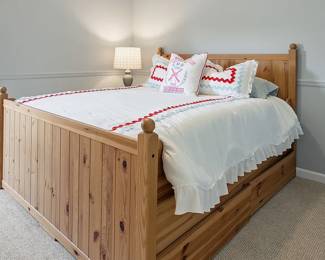 Queen size bed