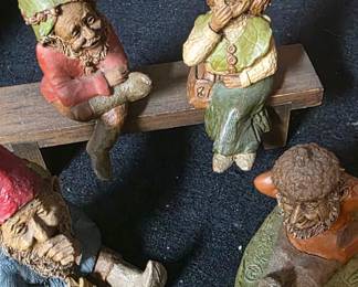 Numerous Nomes  