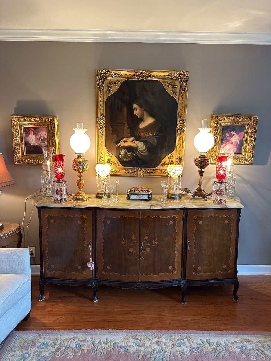 Italian buffet with onyx  top