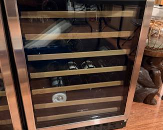 Fridgidaire 52 Bottle Wine Cooler