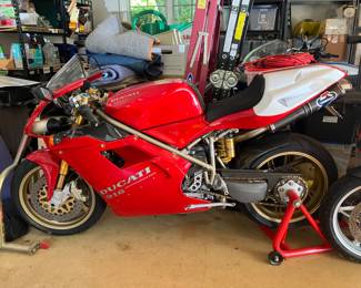 Ducati 916