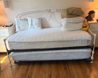 Trundle Bed