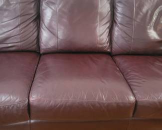 PRESALE - $250 LA-Z-BOY LEATHER SOFA SLEEPER WITH LA-Z-BOY AIR MATTRESS 88X 38 SOFA MEASUREMENTS