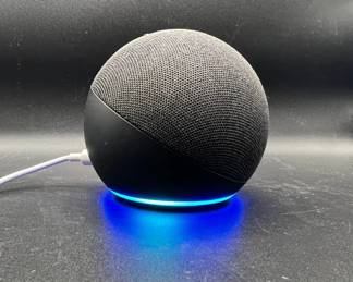 Amazon Echo Smart Speaker with Charger — Model O2N6L4