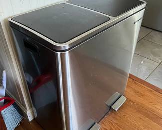 Songmics Dual Compartment Trash Can