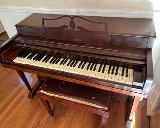 Wurlitzer Acoustic Upright Piano