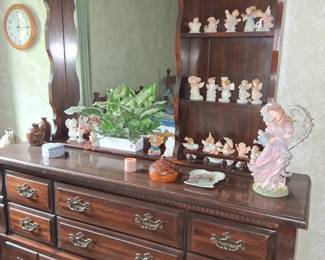 Dresser with mirror...more angels