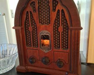 Vintage style radio