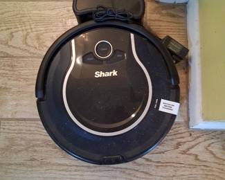 Shark floor vac