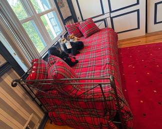 Iron Daybed with Trundle 