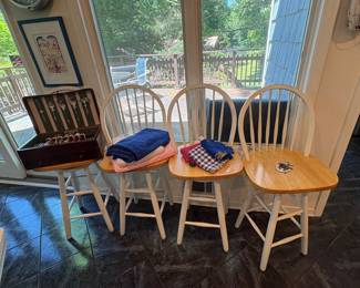 Swivel Counter Stools 