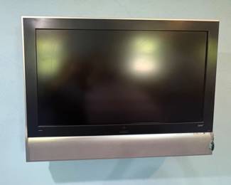 Flat Screen TV 