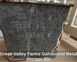Green Valley Farms Galvanized Metal Storage Bin