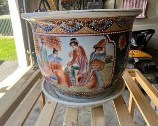 Imari Porcelain Fish Bowl Planter with Saucer