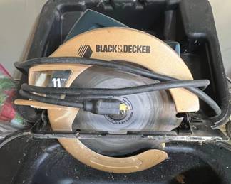 Black  Decker Amp  or Circular Saw with Case