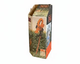 Black+Decker 16-inch Corded Hedge Trimmer