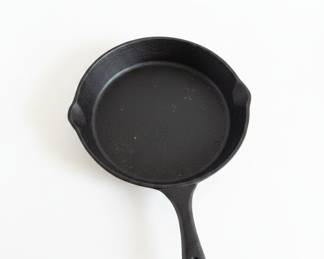Wagner Ware "101" Cast Iron Skillet