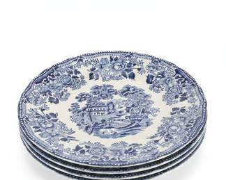 Churchill "Willow" Pattern Dinner Plates