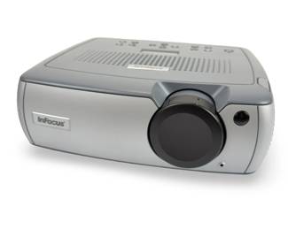 InFocus LP540 DLP Projector with Carry Case & VGA Cables